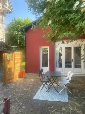 Charmante maison à Nemours avec terrasse et jardin clôturé